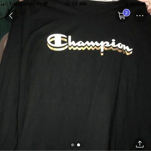 Women’s long sleeve